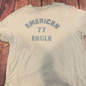 Xxl cream American eagle tee